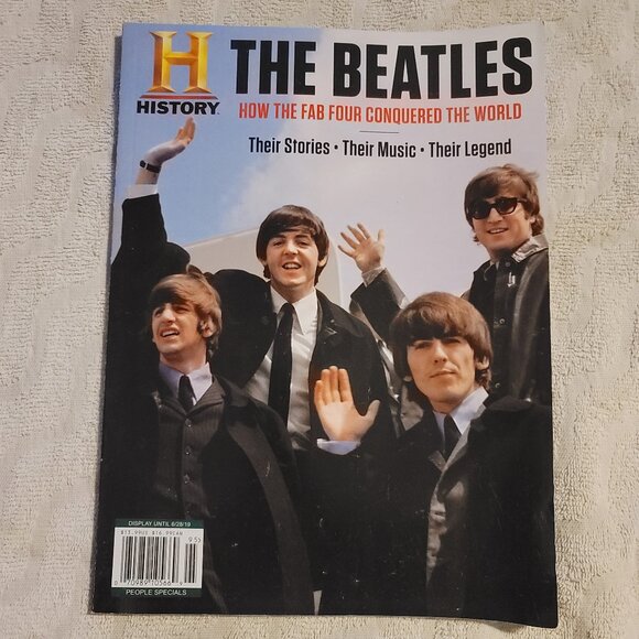 M124. History 2019 The Beatles Magazine - Picture 1 of 2
